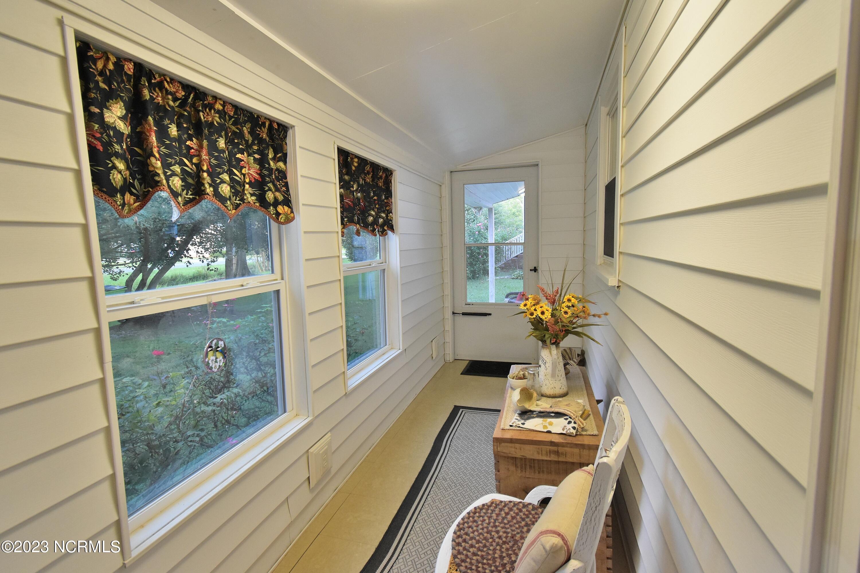 5953 Main Street Bailey, NC 27807 - Photo 5 of 24 DSC_1488