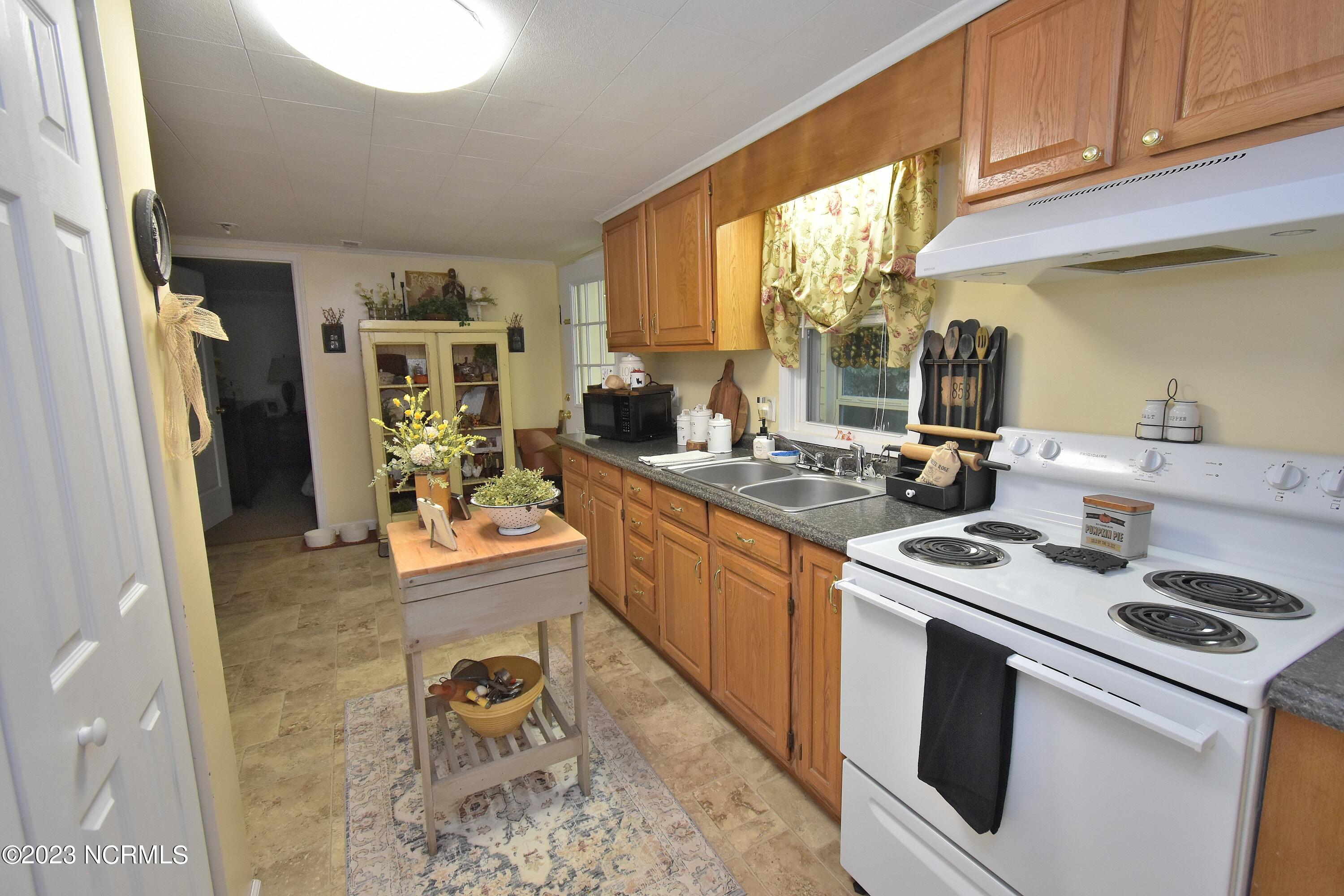 5953 Main Street Bailey, NC 27807 - Photo 10 of 24 DSC_1497