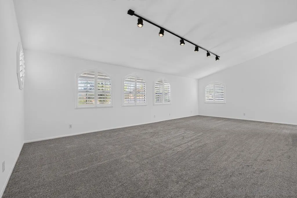 13887 Carriage Road Poway, CA 92064 - Photo 40 of 54