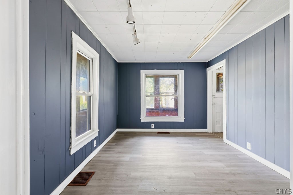 608 Rochester Street Fulton, NY 13069 - Photo 8 of 23 Gallery Image 8