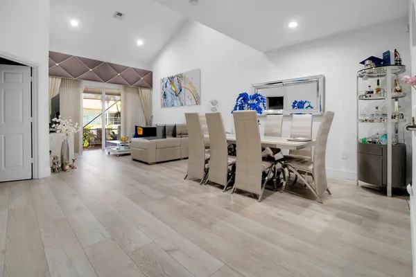 $3,995 | 5095 Madison Lakes Circle North, Davie, FL 33328