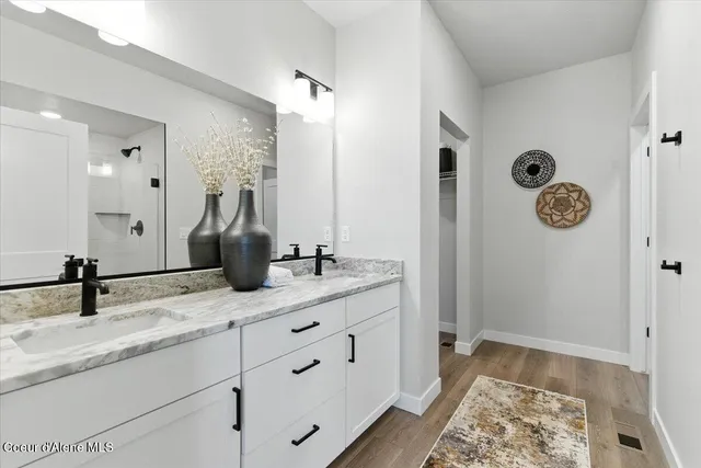 $677,400 | 7052 North Coeur Terre Boulevard, Coeur D'Alene, ID 83815