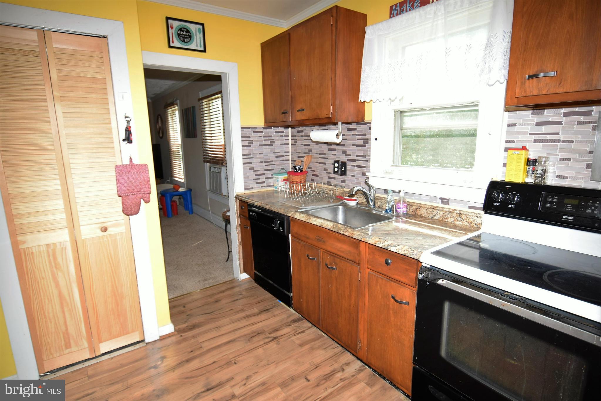 7110 Highbridge Road Bowie, MD 20720 - Photo 11 of 29 Kitchen