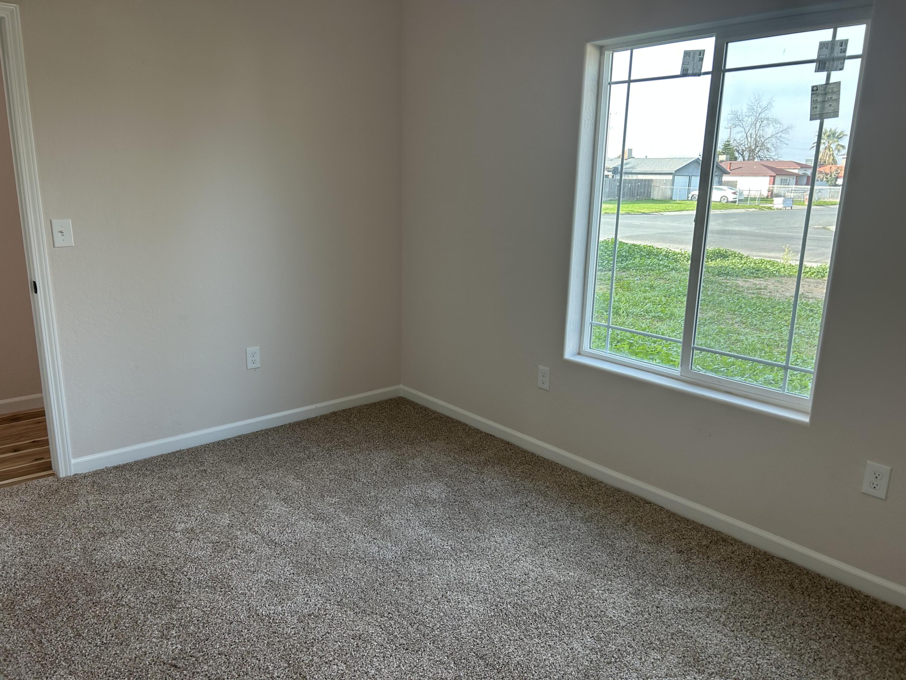 41362 David Road Orosi, CA 93647 - Photo 11 of 15 IMG_1537