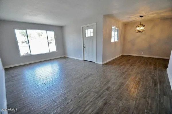 $2,400 | 3920 East Yale Street, Phoenix, AZ 85008