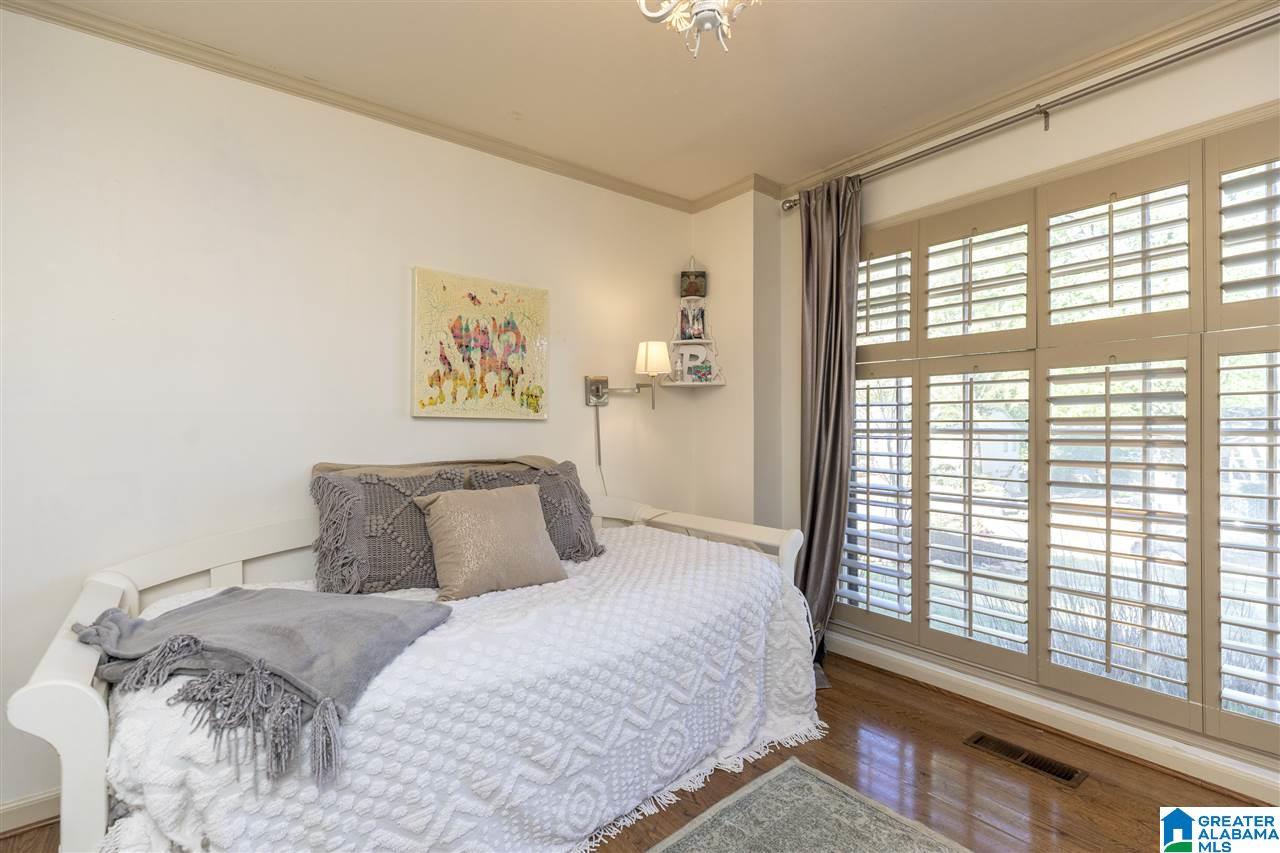 2621 Southminster Road Birmingham, AL 35243 - Photo 23 of 40