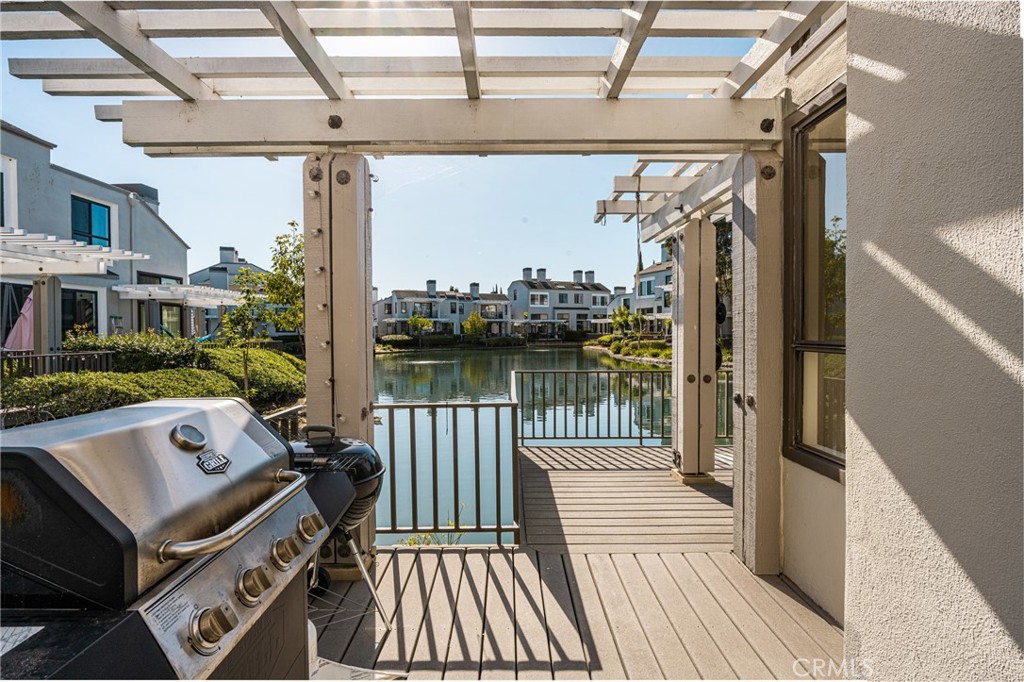 8 Southwind Irvine, CA 92614 - Photo 12 of 35