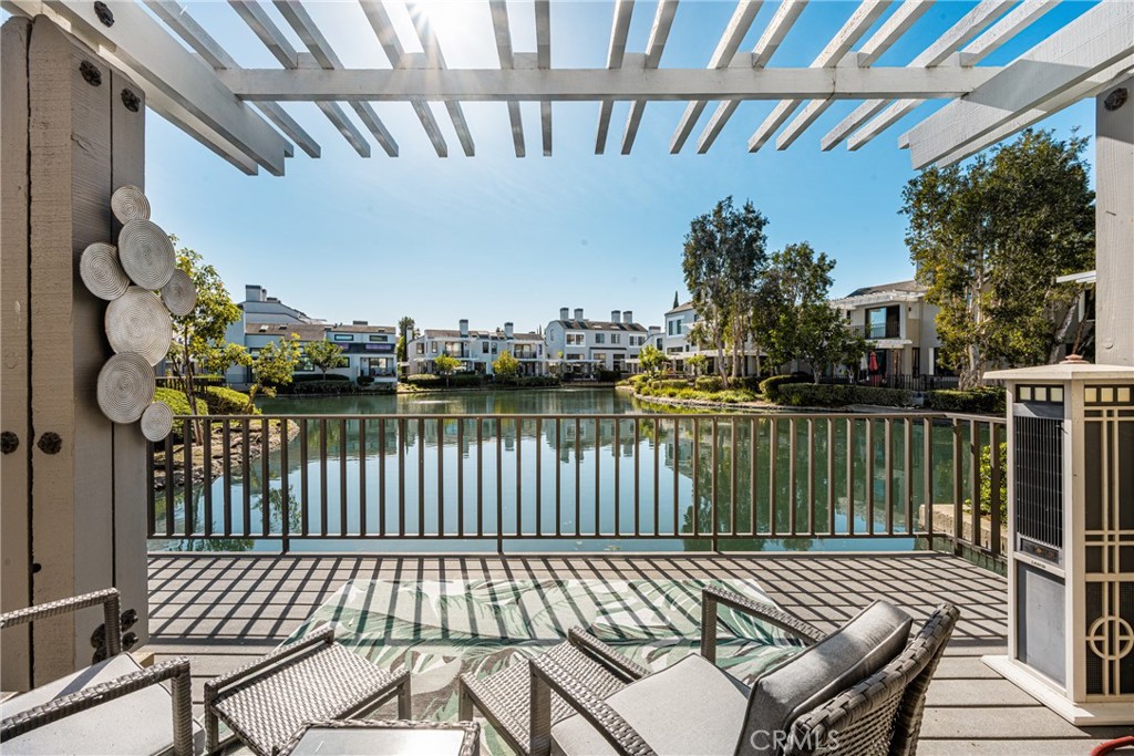 8 Southwind Irvine, CA 92614 - Photo 9 of 35 Deck