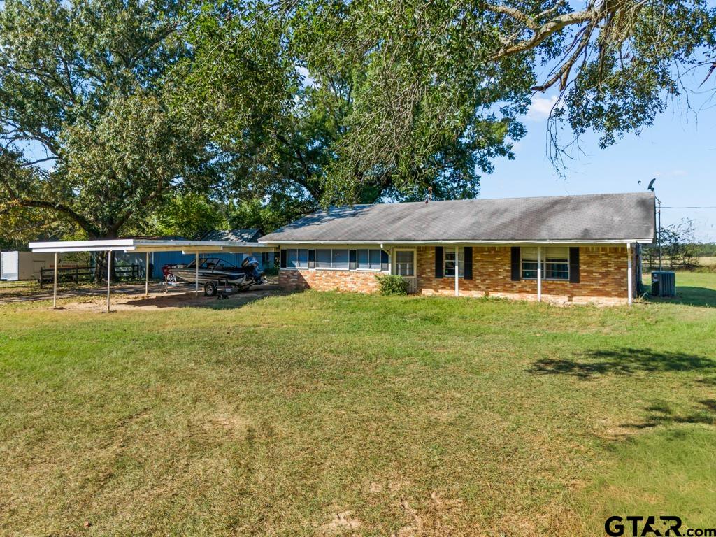 a front view of house with yard