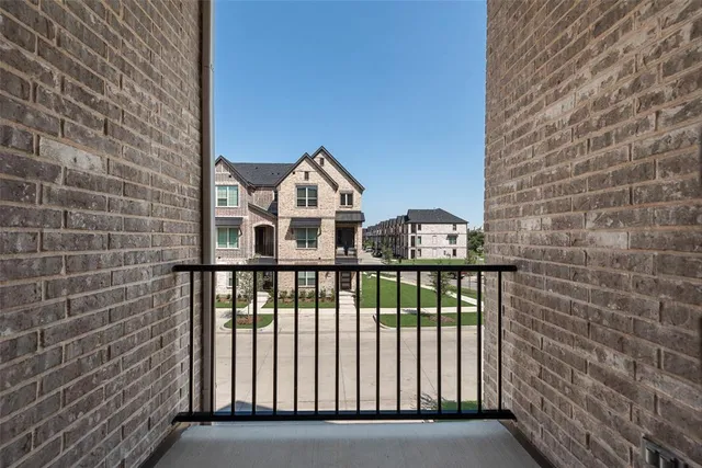 $589,990 | 8127 Challenger Lane, Frisco, TX 75034