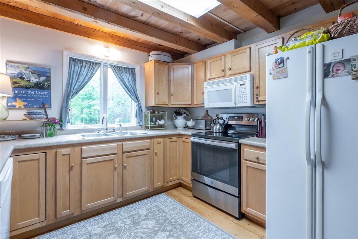 80 East Waldo Road Waldo, ME 04915 - Photo 7 of 53 32-80 E Waldo Rd-32