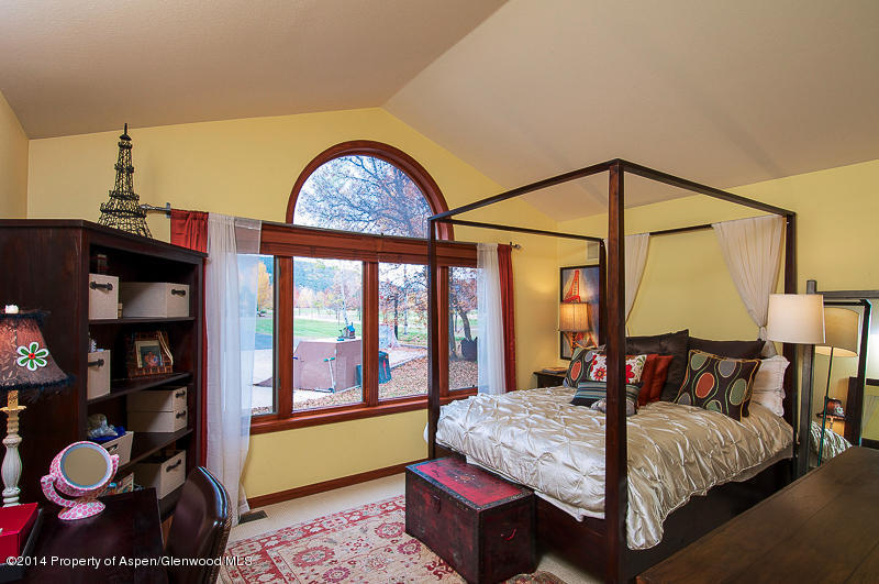 405 Lewis Lane Basalt, CO 81621 - Photo 15 of 40 12