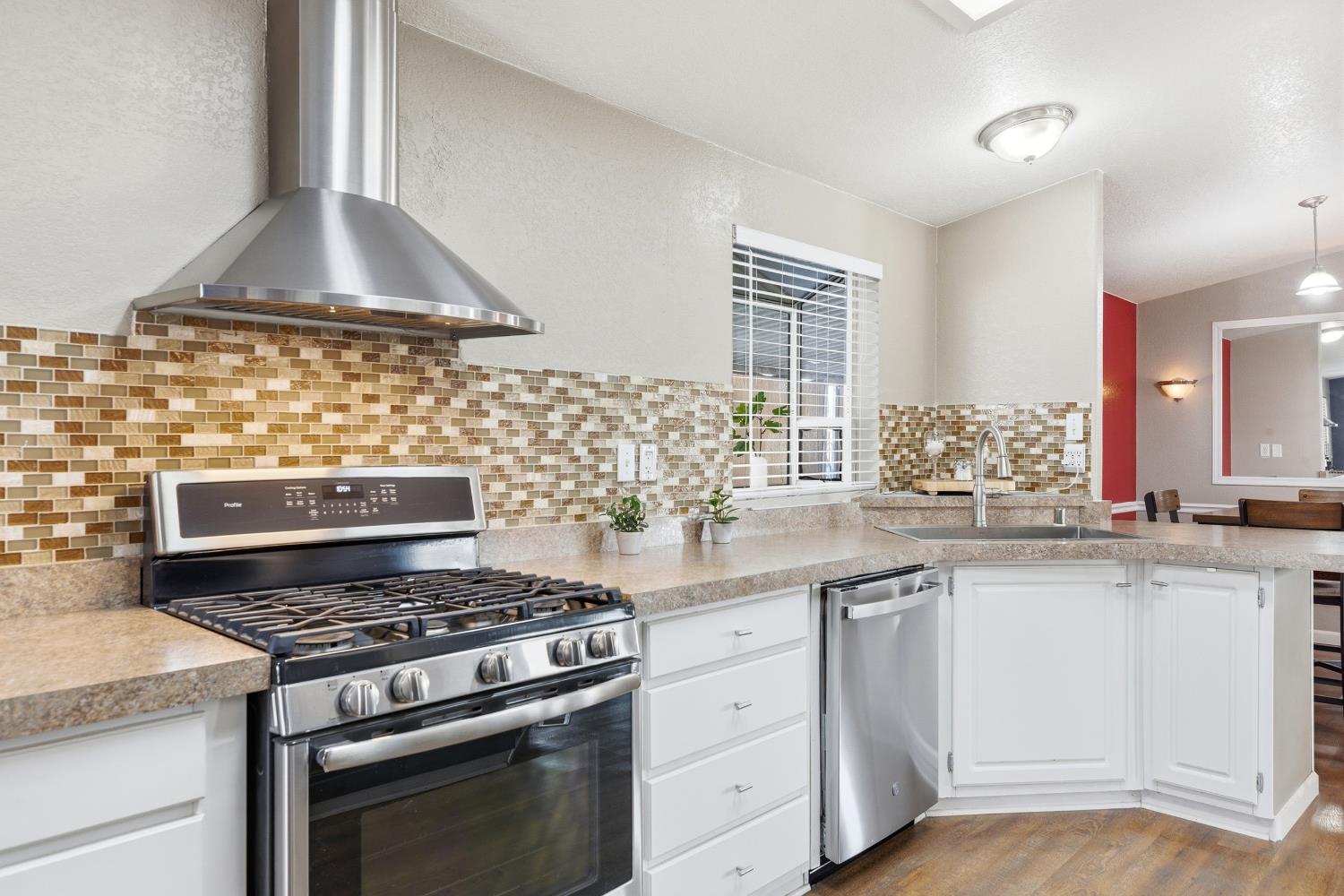 93 Schooner Lane Modesto, CA 95356 - Photo 15 of 37