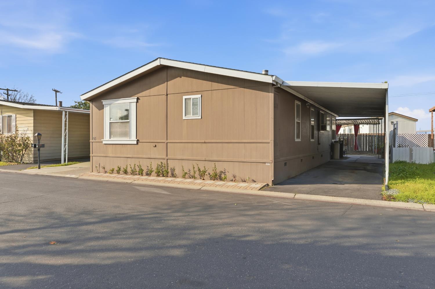 93 Schooner Lane Modesto, CA 95356 - Photo 3 of 37