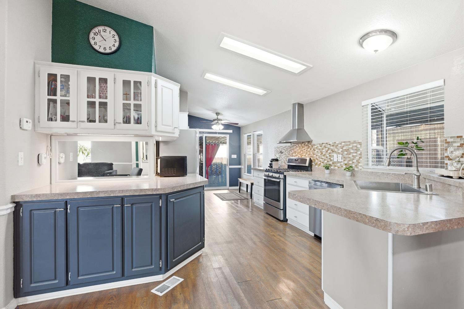 93 Schooner Lane Modesto, CA 95356 - Photo 4 of 37