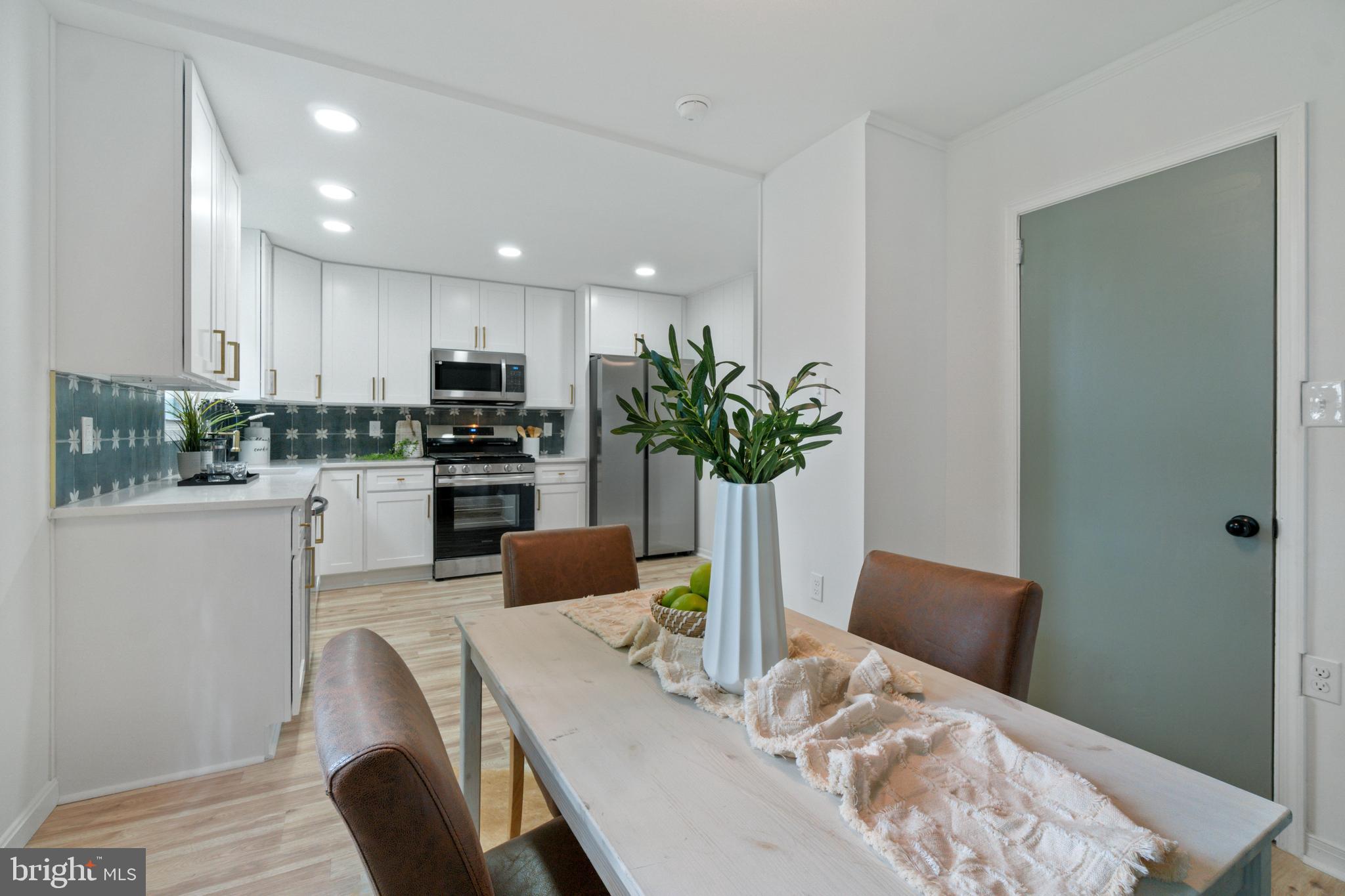 8117 Cornwall Road Dundalk, MD 21222 - Photo 13 of 40 Dining Area