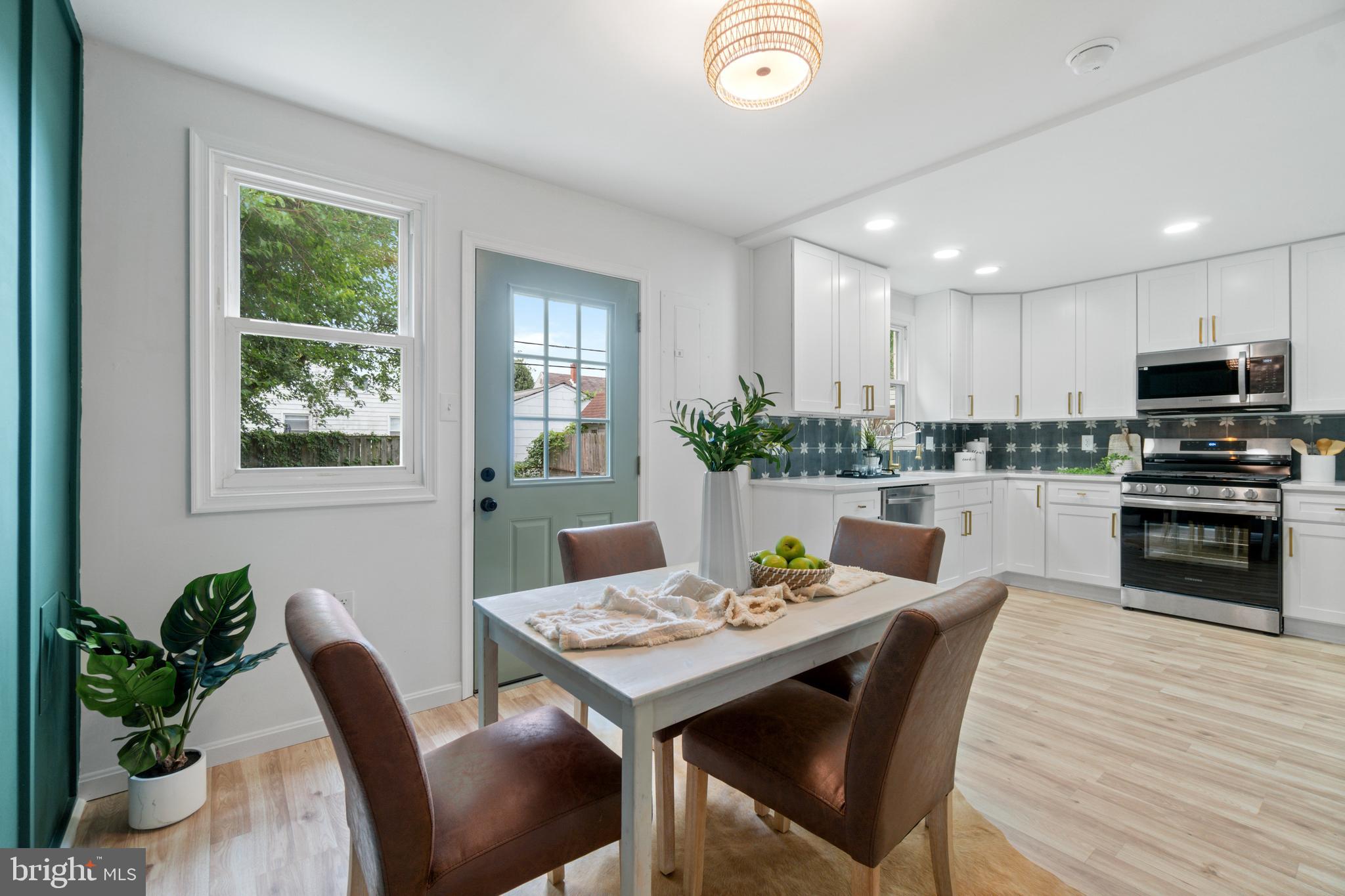 8117 Cornwall Road Dundalk, MD 21222 - Photo 14 of 40 Dining Area