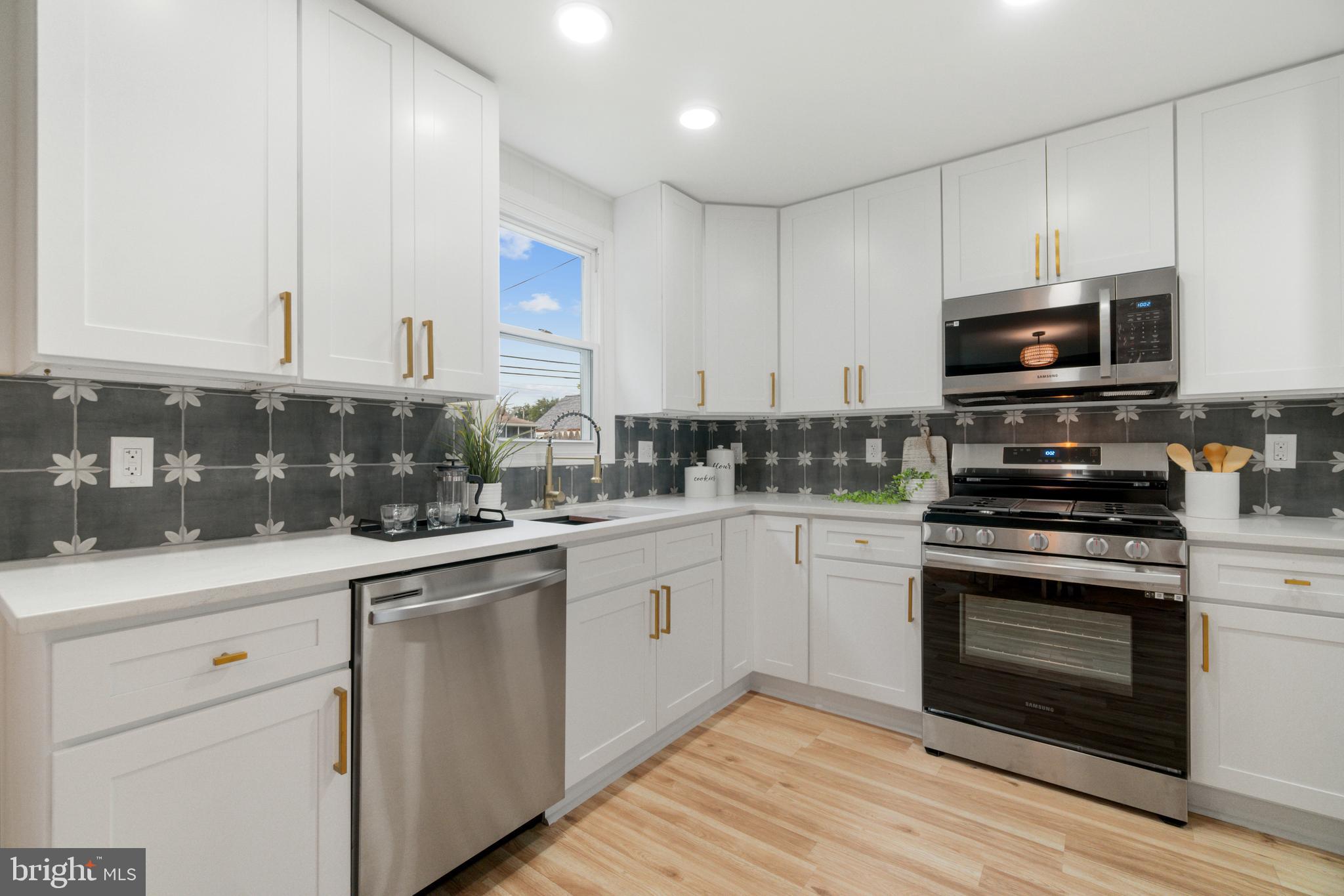 8117 Cornwall Road Dundalk, MD 21222 - Photo 8 of 40 Kitchen