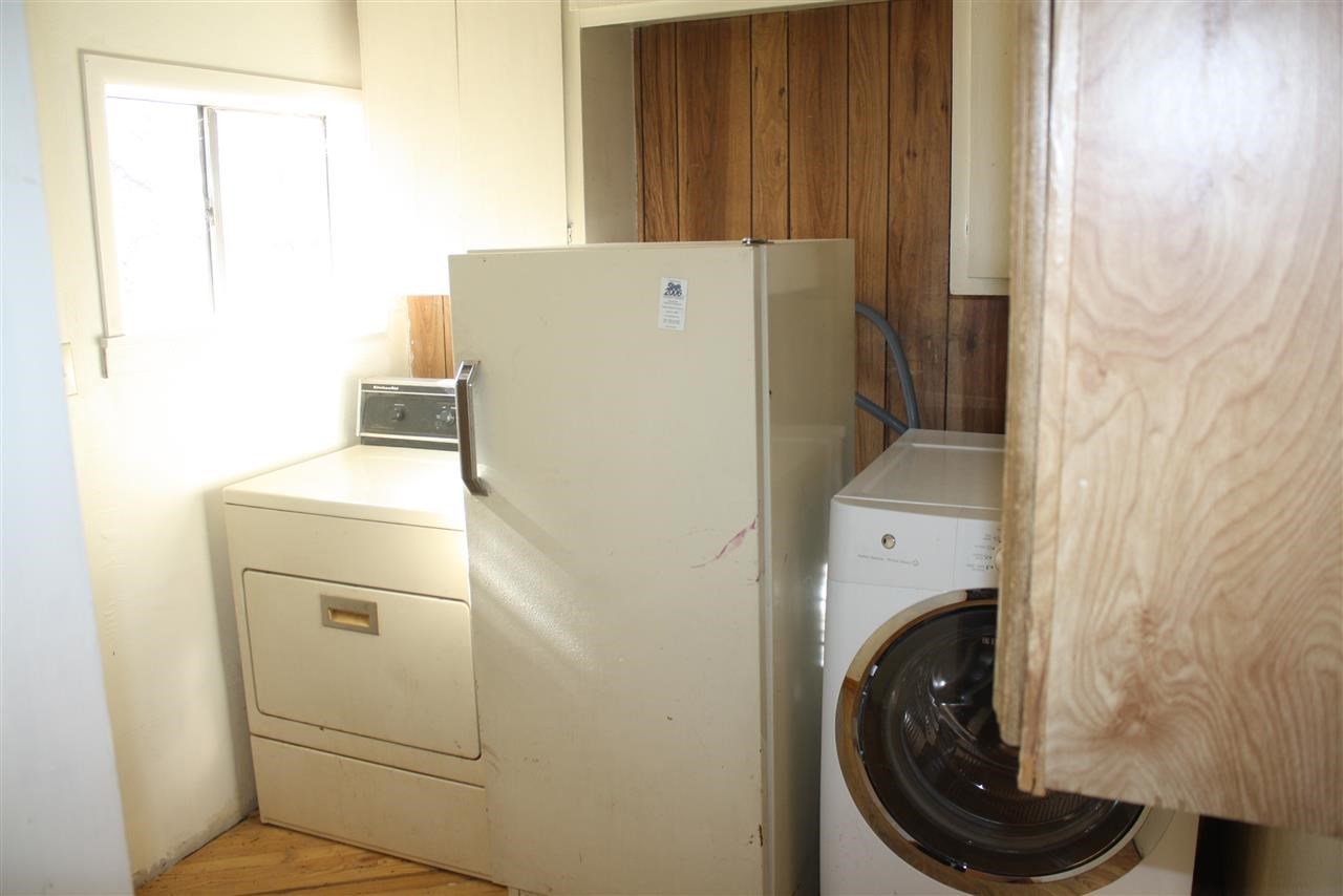 5298 Show Low Lake Road Lakeside, AZ 85929 - Photo 27 of 36 a utility room with dryer and washer