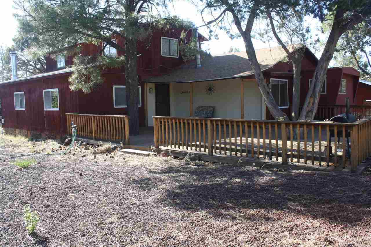 5298 Show Low Lake Road Lakeside, AZ 85929 - Photo 33 of 36 a front view of a house