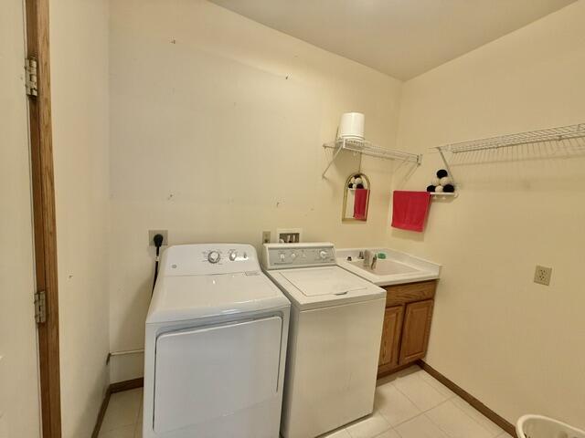 400 South Rice Street, Unit 2 Whitewater, WI 53190 - Photo 8 of 27 LAUNDRY