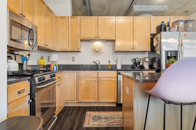 $2,200 | 720 North 4th Street, Unit 205, Minneapolis, MN 55401