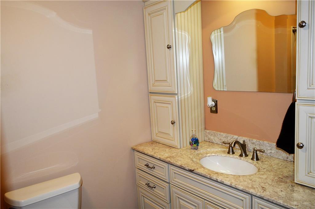 53 Hainer Road Amity, PA 15311 - Photo 14 of 24