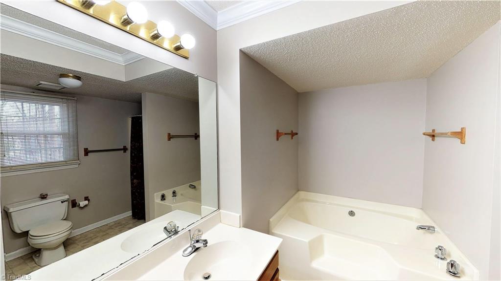 2513 White Fence Way High Point, NC 27265 - Photo 18 of 30