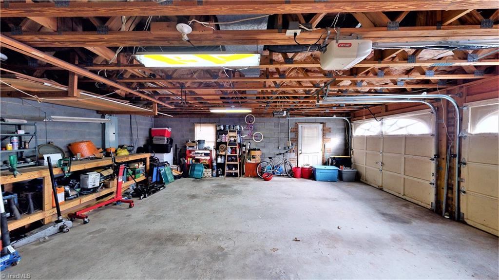 2513 White Fence Way High Point, NC 27265 - Photo 27 of 30