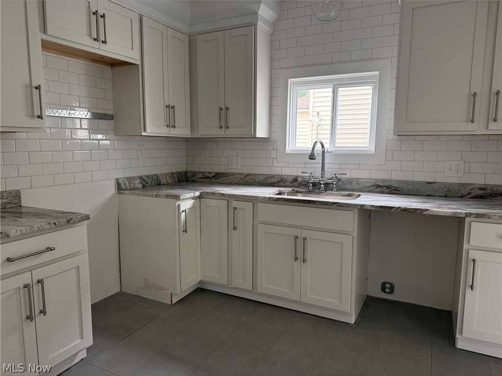3278 East Overlook Road Cleveland Heights, OH 44118 - Photo 15 of 45
