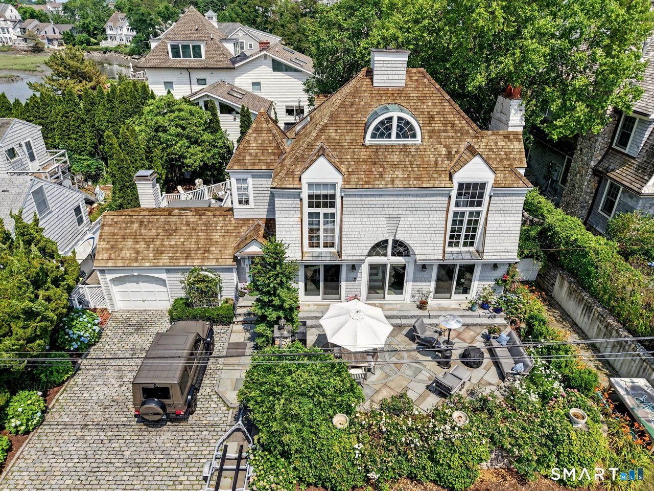 32 Nearwater Road Norwalk, CT 06853 - Photo 1 of 35