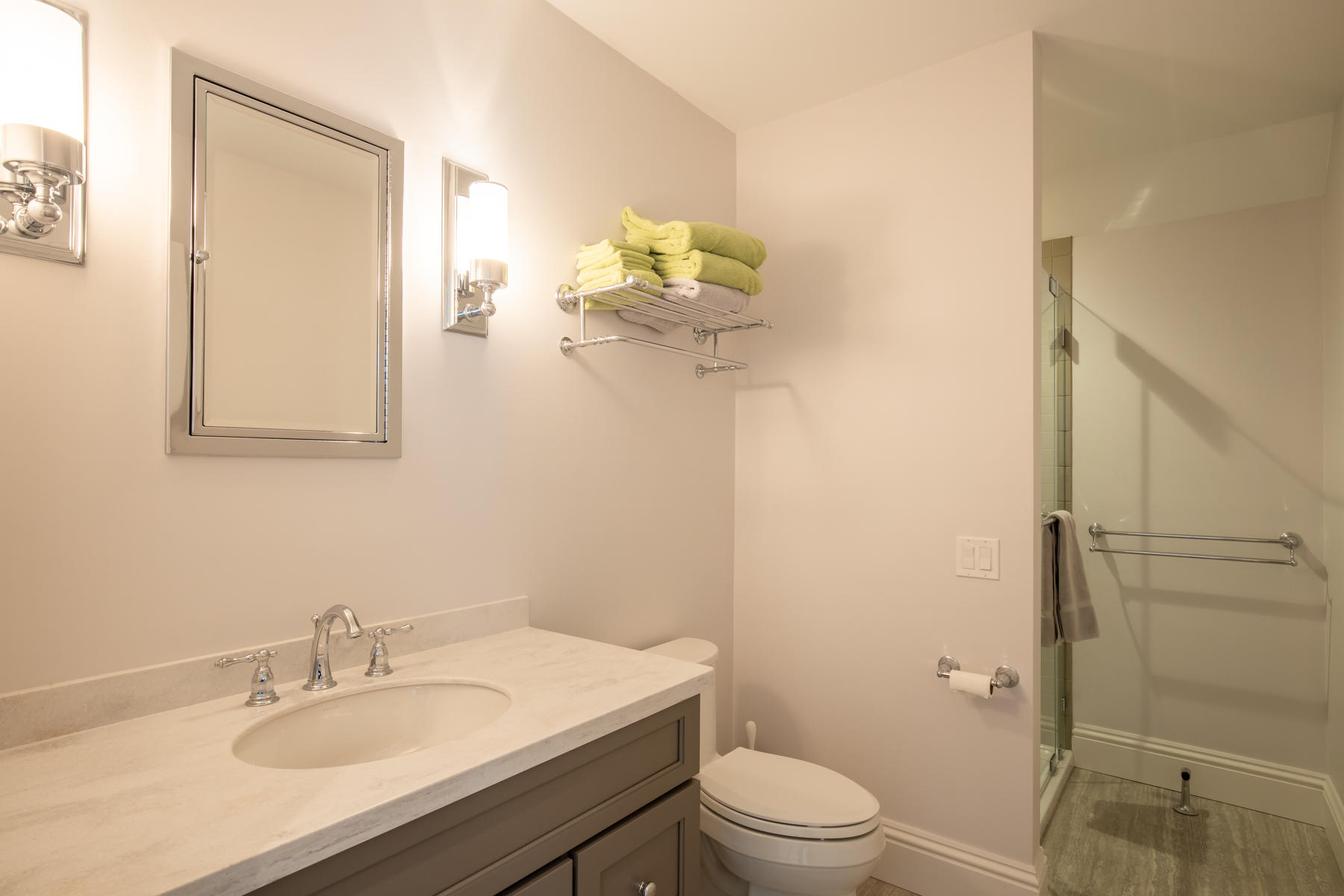 10 Jacob's Neck Road Edgartown, MA 02539 - Photo 20 of 31 Guest bath