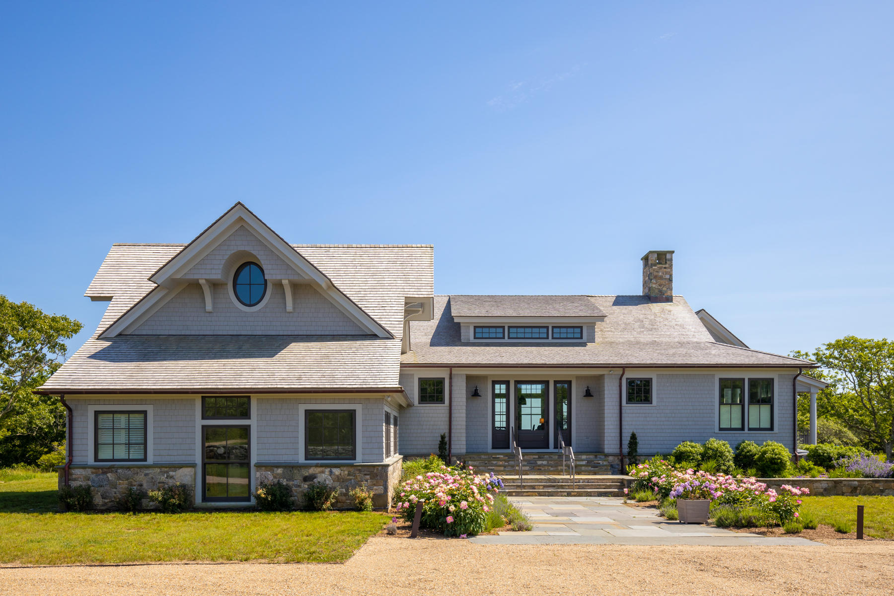 10 Jacob's Neck Road Edgartown, MA 02539 - Photo 3 of 31 Front Exterior