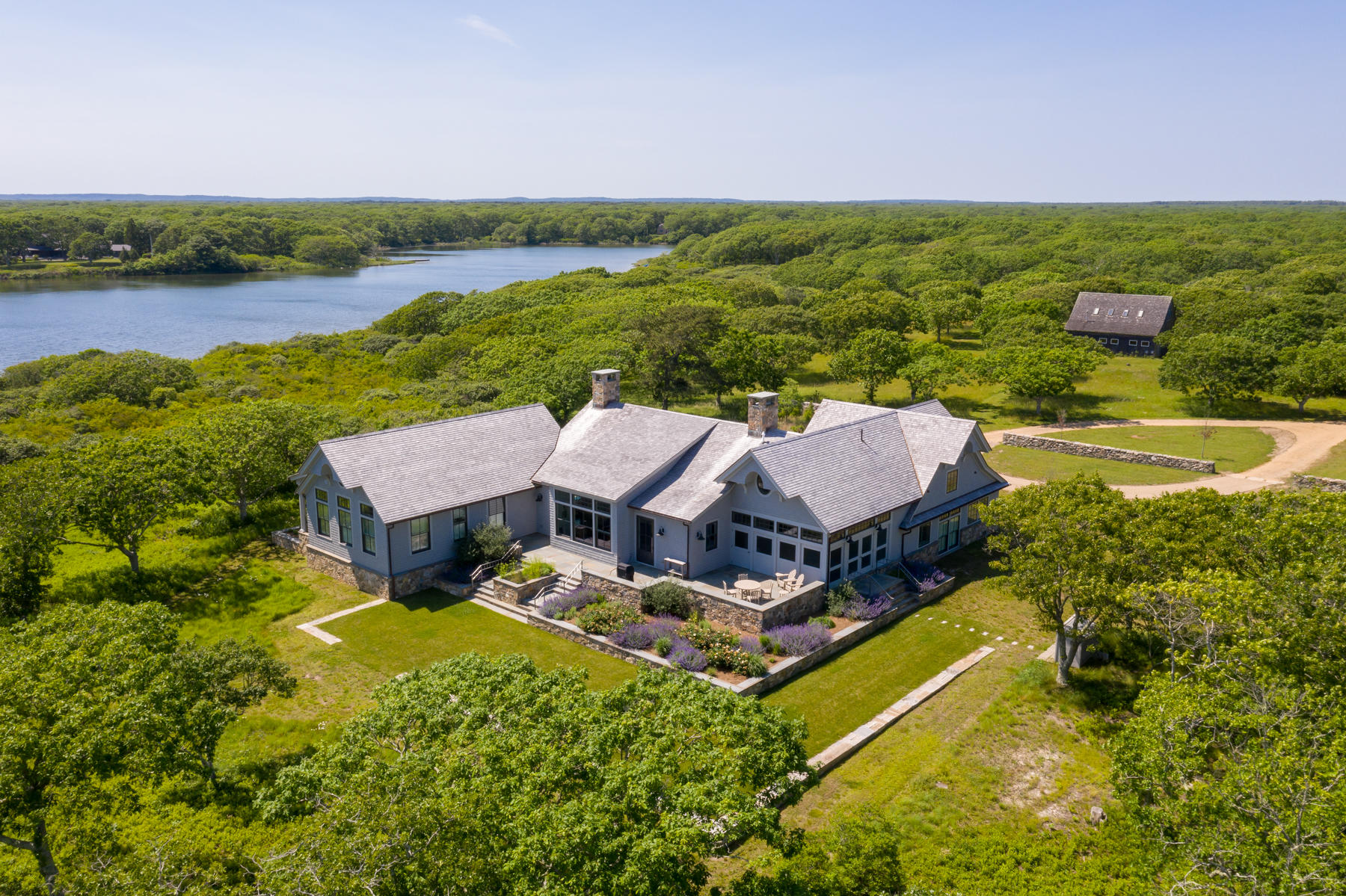 10 Jacob's Neck Road Edgartown, MA 02539 - Photo 4 of 31 Aerial view of house