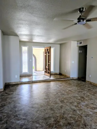 $2,750 | 1016 West Manhatton Drive, Tempe, AZ 85282