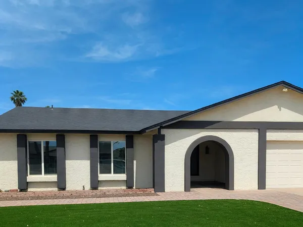 $2,750 | 1016 West Manhatton Drive, Tempe, AZ 85282