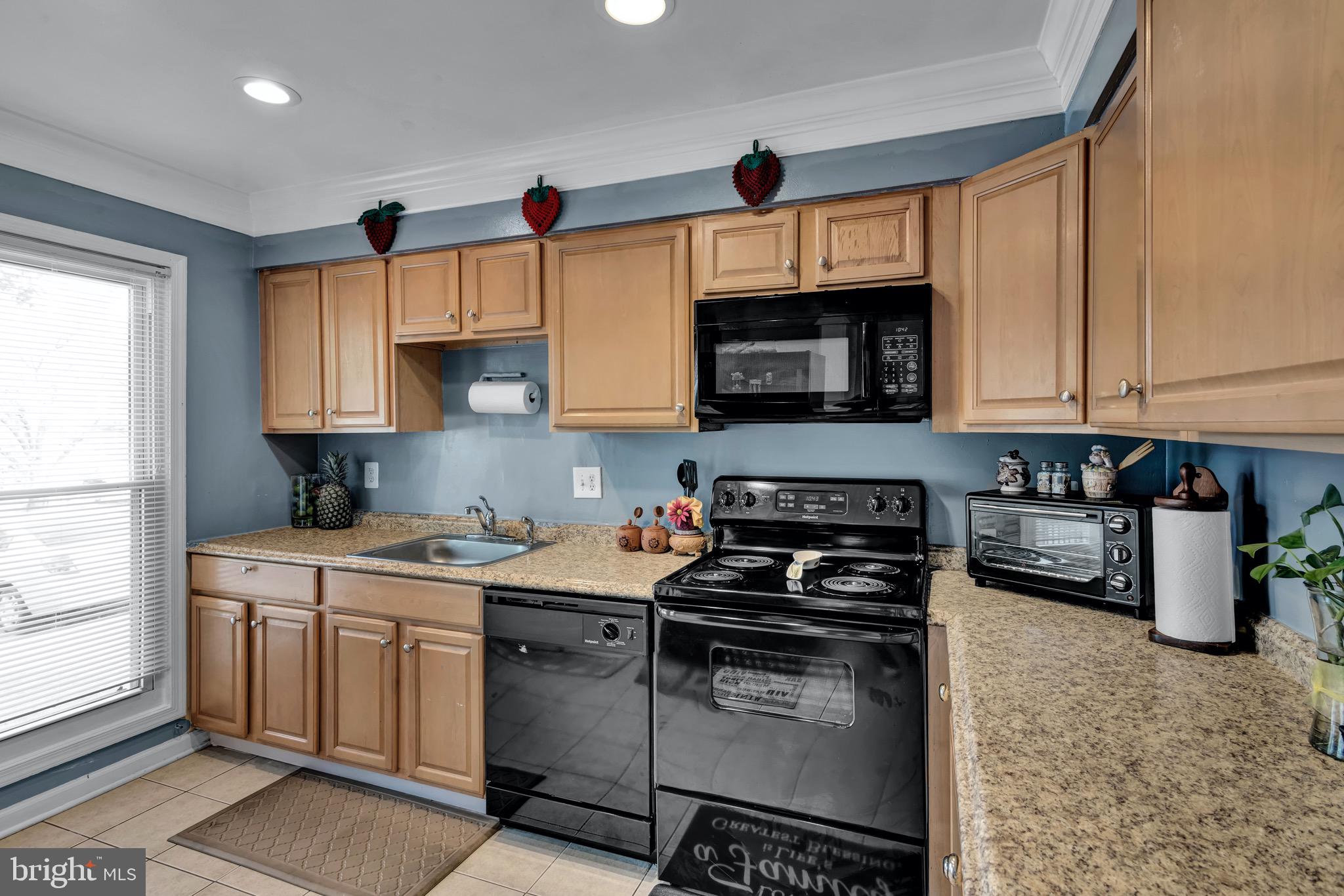 8517 Stonewall Road Manassas, VA 20110 - Photo 4 of 23