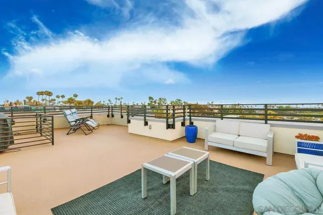 $5,995 | 1557 Vista Del Mar Way, Unit 3, Oceanside, CA 92054