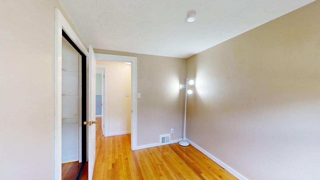 118 Spruce Road Norwood, MA 02062 - Photo 12 of 35 Gallery Image 12