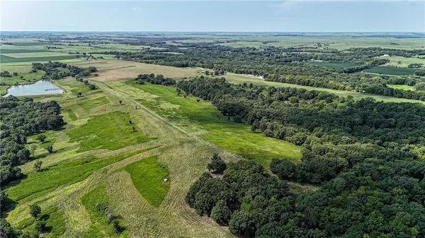 $459,000 | Lot 2 Northwest Douglas Road, Topeka, KS 66615