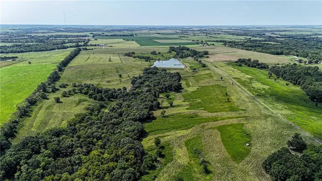 $459,000 | Lot 2 Northwest Douglas Road, Topeka, KS 66615