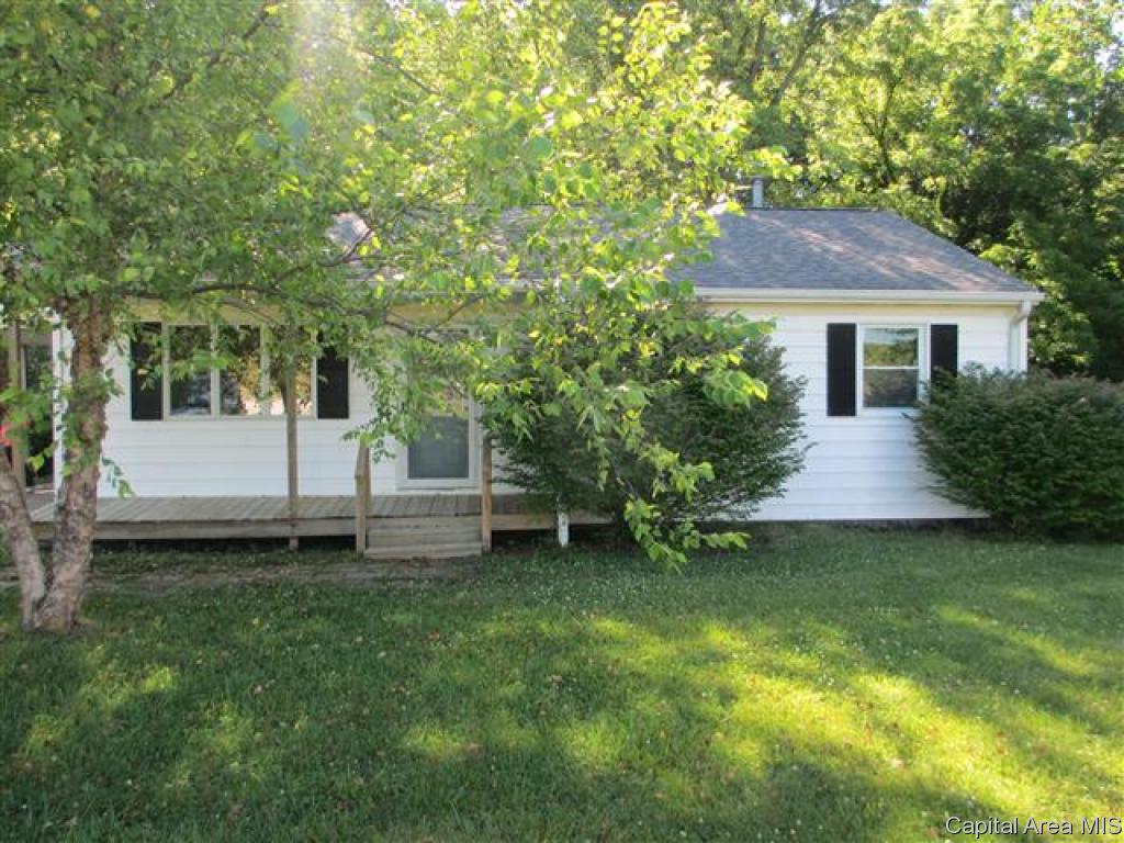 545 Thady Road Murrayville, IL 62668 - Photo 1 of 10