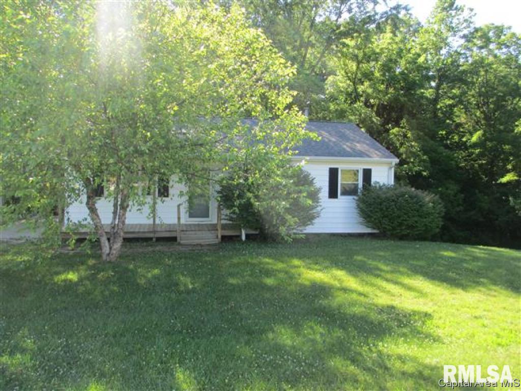 545 Thady Road Murrayville, IL 62668 - Photo 9 of 10