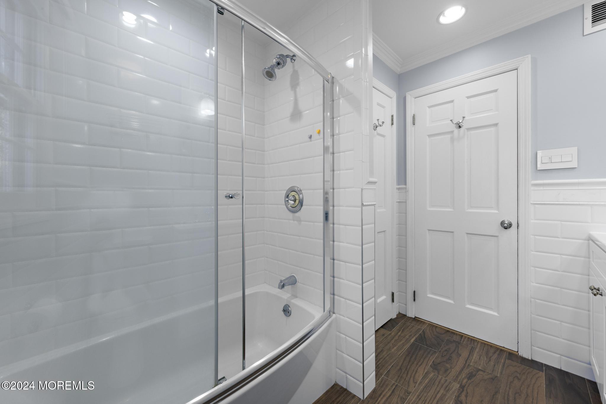 28 Beaver Dam Road Colts Neck, NJ 07722 - Photo 15 of 59 28 Beaver Dam Rd (64)