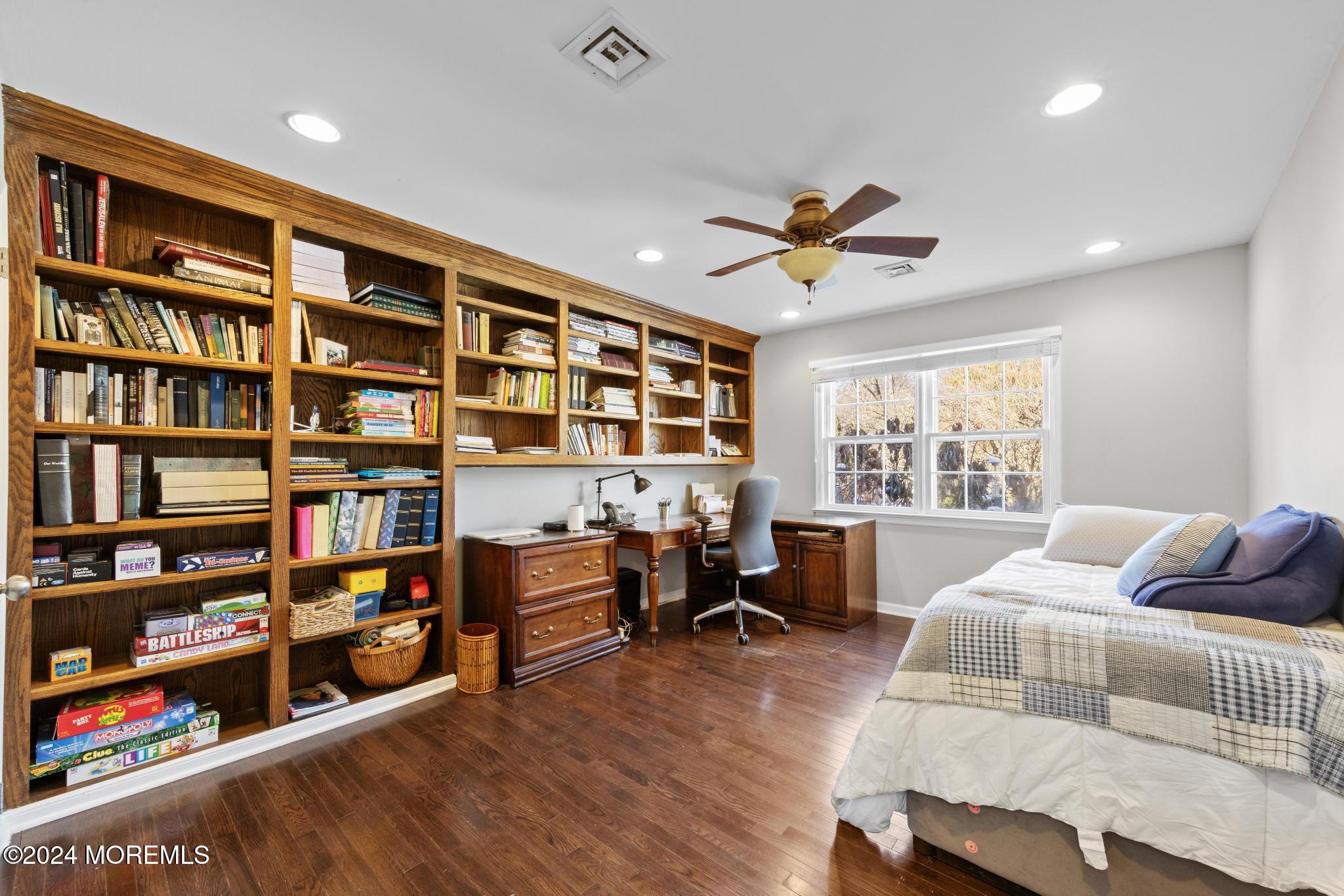 28 Beaver Dam Road Colts Neck, NJ 07722 - Photo 21 of 59 28 Beaver Dam Rd (61)
