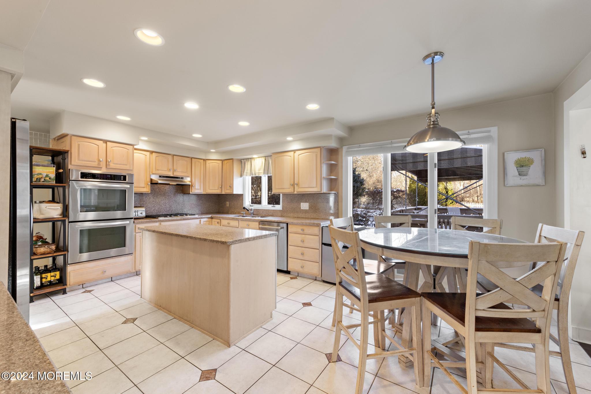 28 Beaver Dam Road Colts Neck, NJ 07722 - Photo 46 of 59 28 Beaver Dam Rd (41)