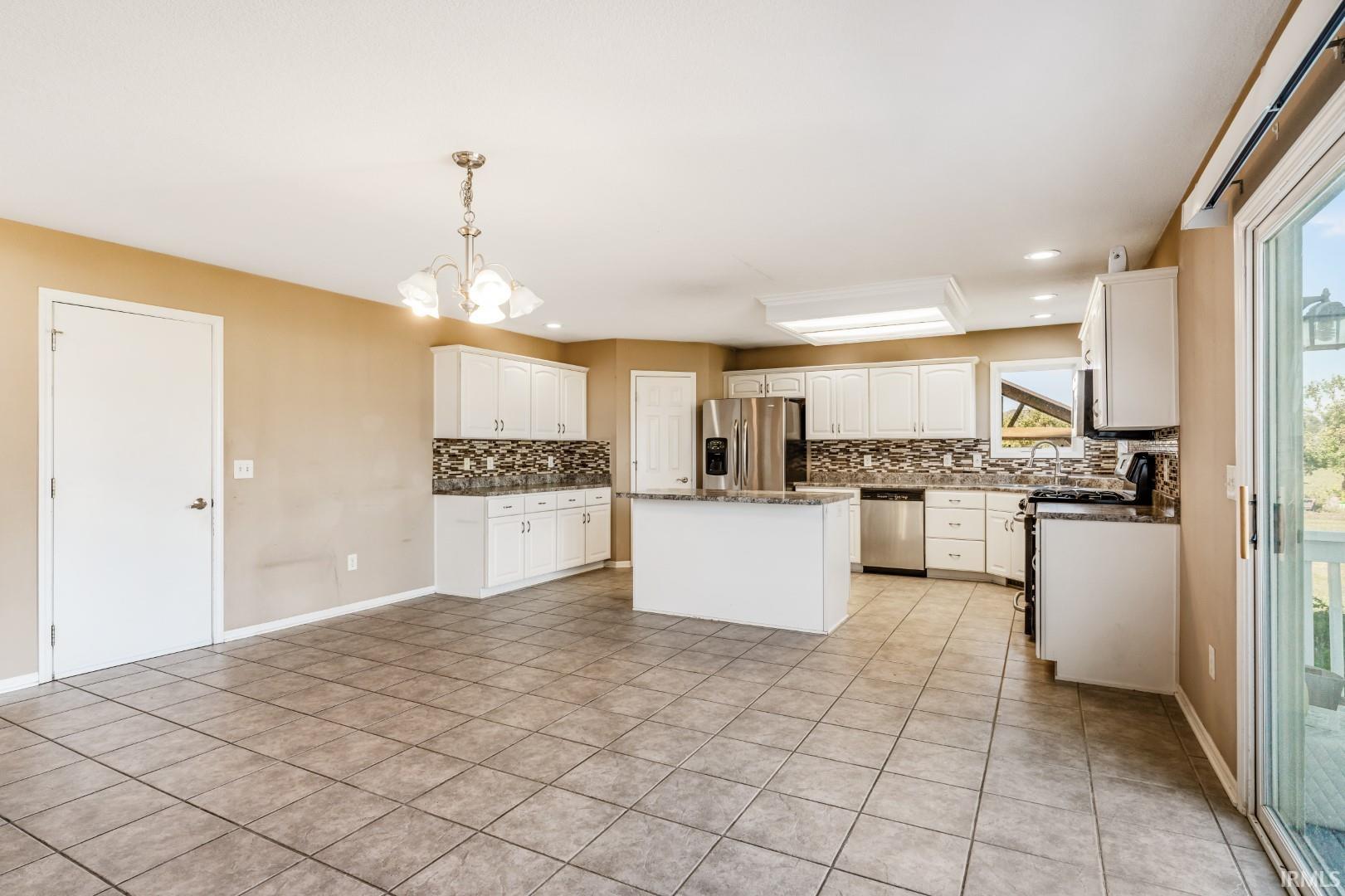 7414 Lamlie Road Fort Wayne, IN 46818 - Photo 8 of 36