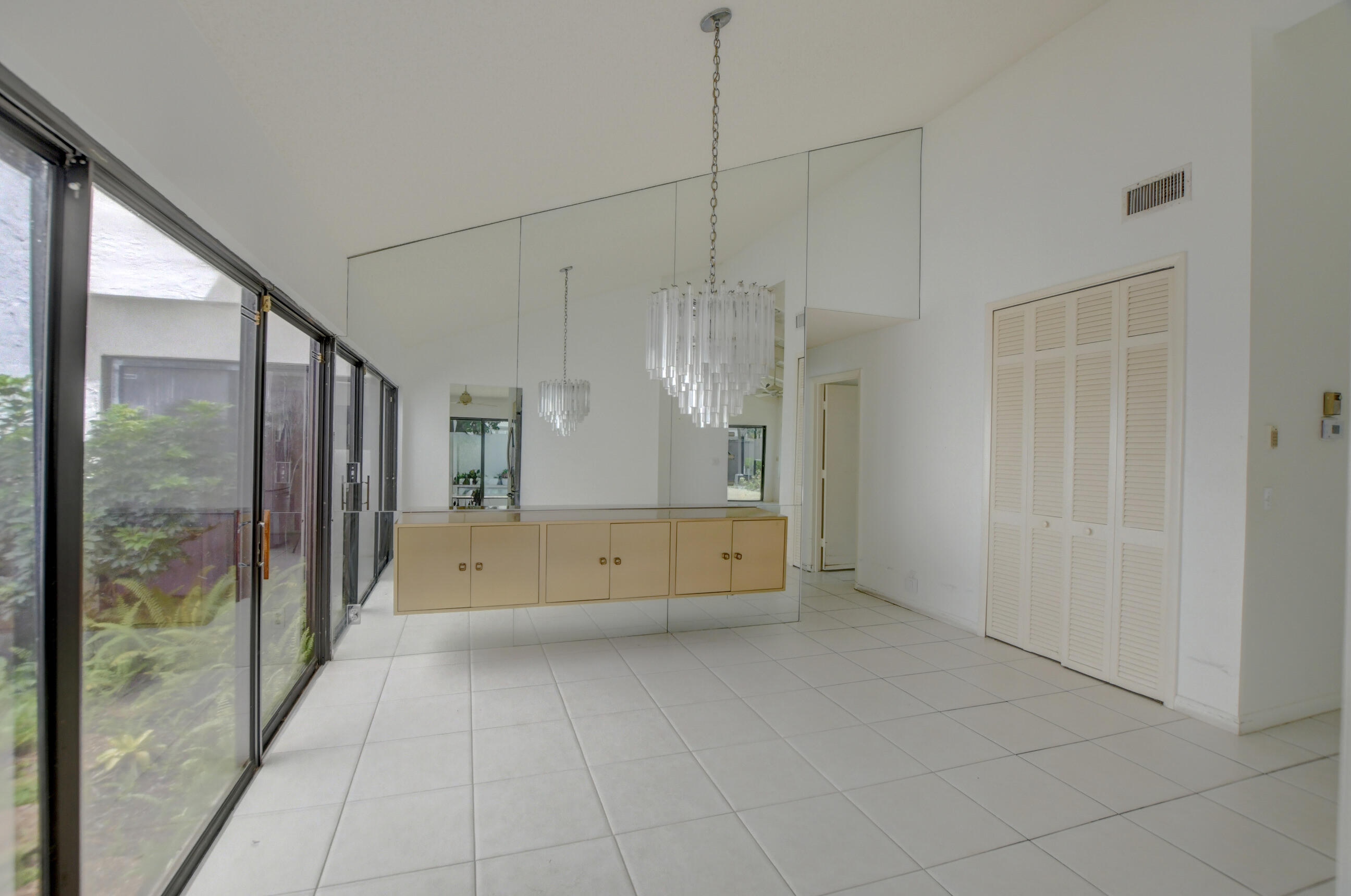 7374 Woodmont Court Boca Raton, FL 33434 - Photo 17 of 42 21_ebf_0106_07_08_09_10