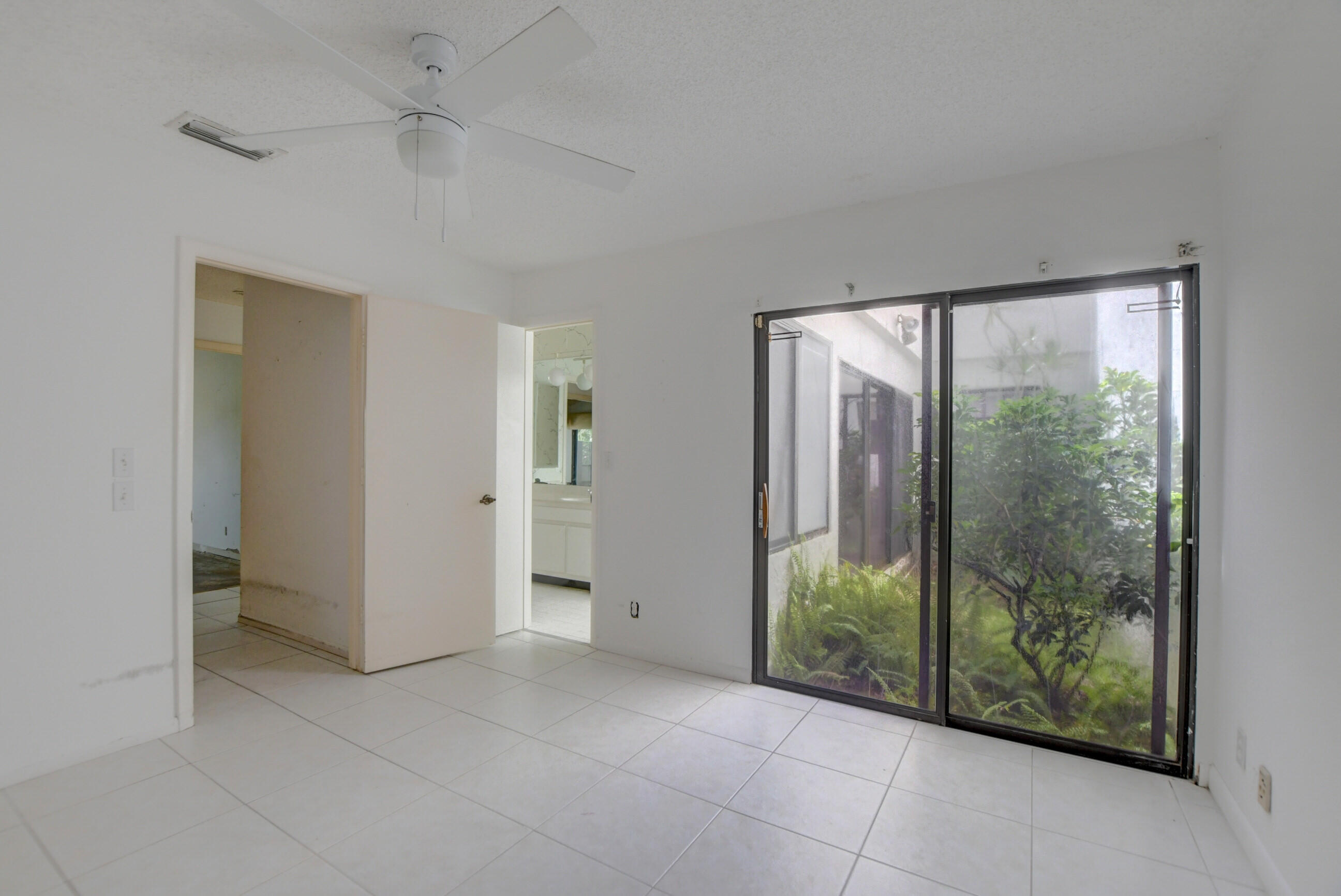 7374 Woodmont Court Boca Raton, FL 33434 - Photo 30 of 42 35_ebf_0171_2_3_4_5