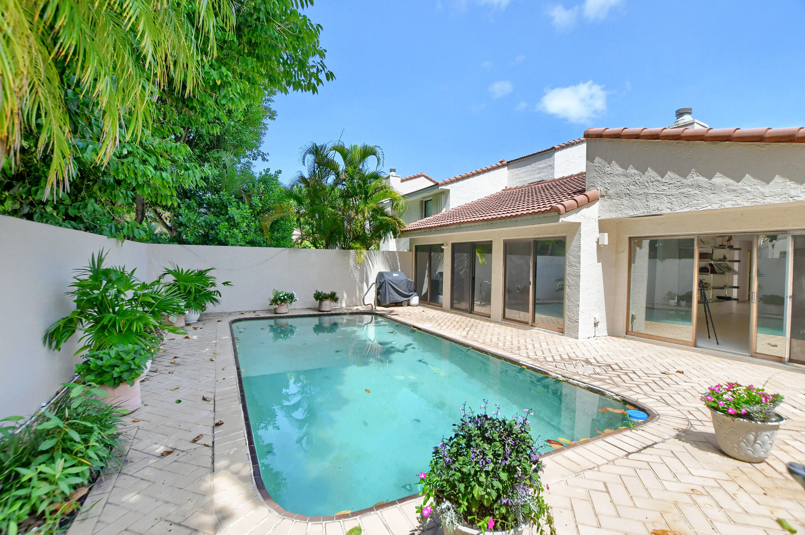 7374 Woodmont Court Boca Raton, FL 33434 - Photo 32 of 42 38_ebf_0190-hdr(5)